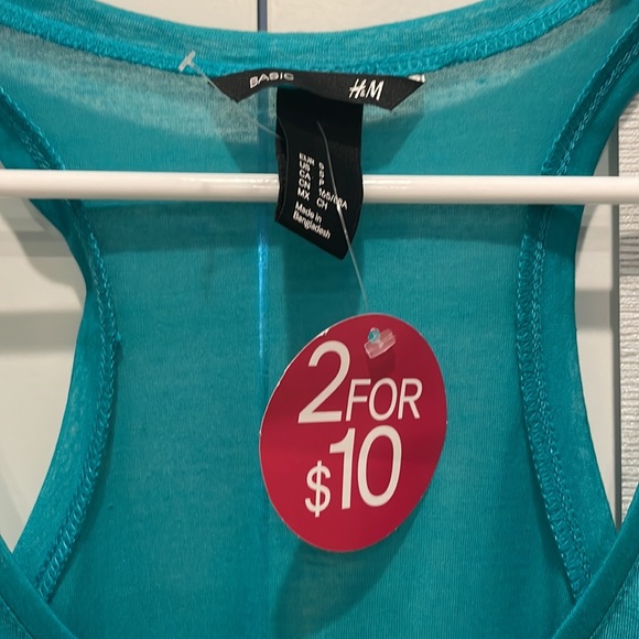 H&M TANK TOP! NEW WITH TAGS. Size: SMALL - Picture 3 of 4